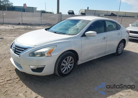 2014 Nissan Altima 2.5/2.5 S/2.5 Sl/2.5 Sv from USA, damaged, VIN 1N4AL3AP5EC271480